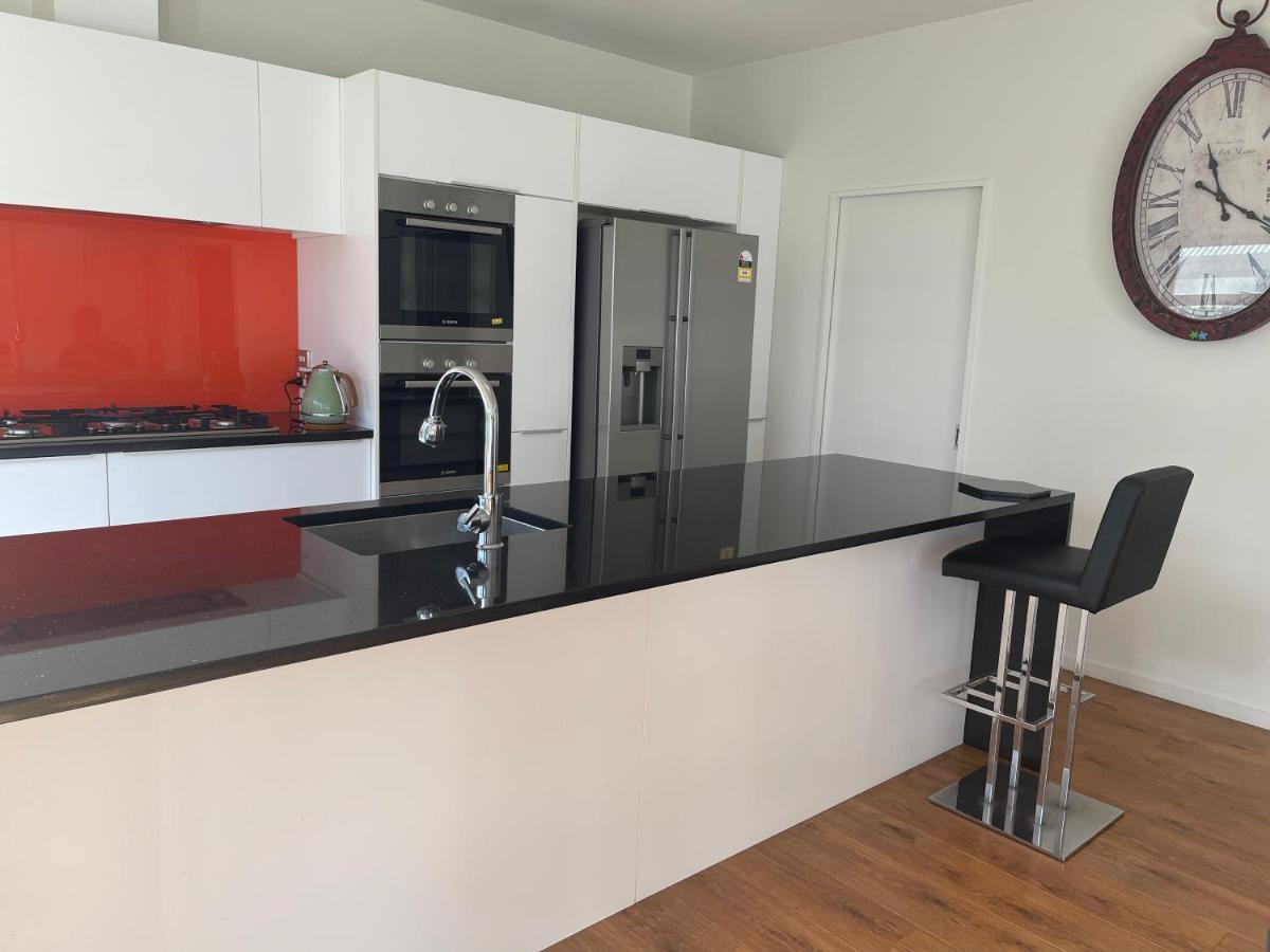 Stunning Park Side Holiday Home Christchurch Extérieur photo